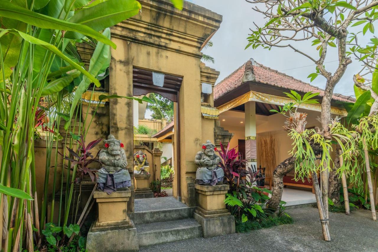 Hotel Swahita Ubud Extérieur photo